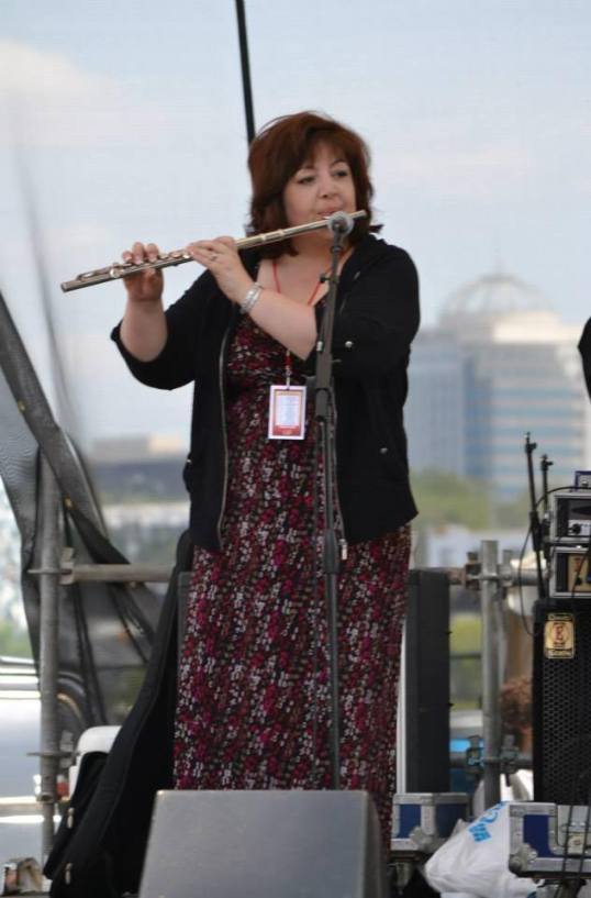 1157713_605368649485540_962030406_n